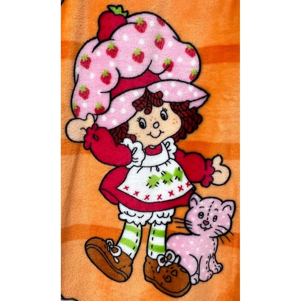 Strawberry Shortcake Halloween Plush Throw Blanket 50 x 70 NEW 🍓🍓🎃🎃